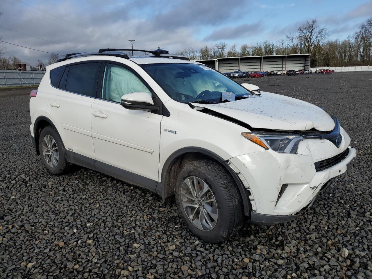 JTMRJREV5JD185671 TOYOTA RAV4 2018