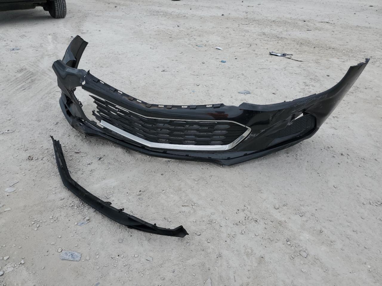 1G1BC5SM2J7172951 CHEVROLET CRUZE 2018