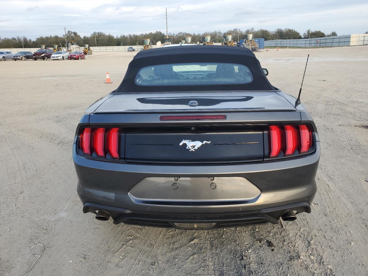 1FATP8UH5K5161964 FORD ALL Models 2019