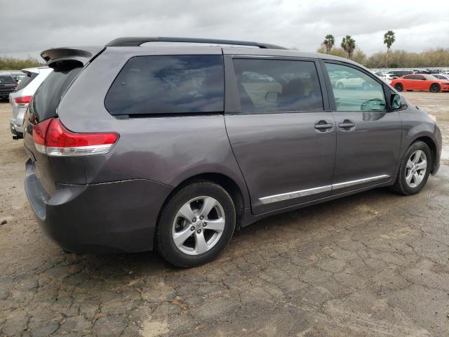 2013 Toyota Sienna Le Photos 