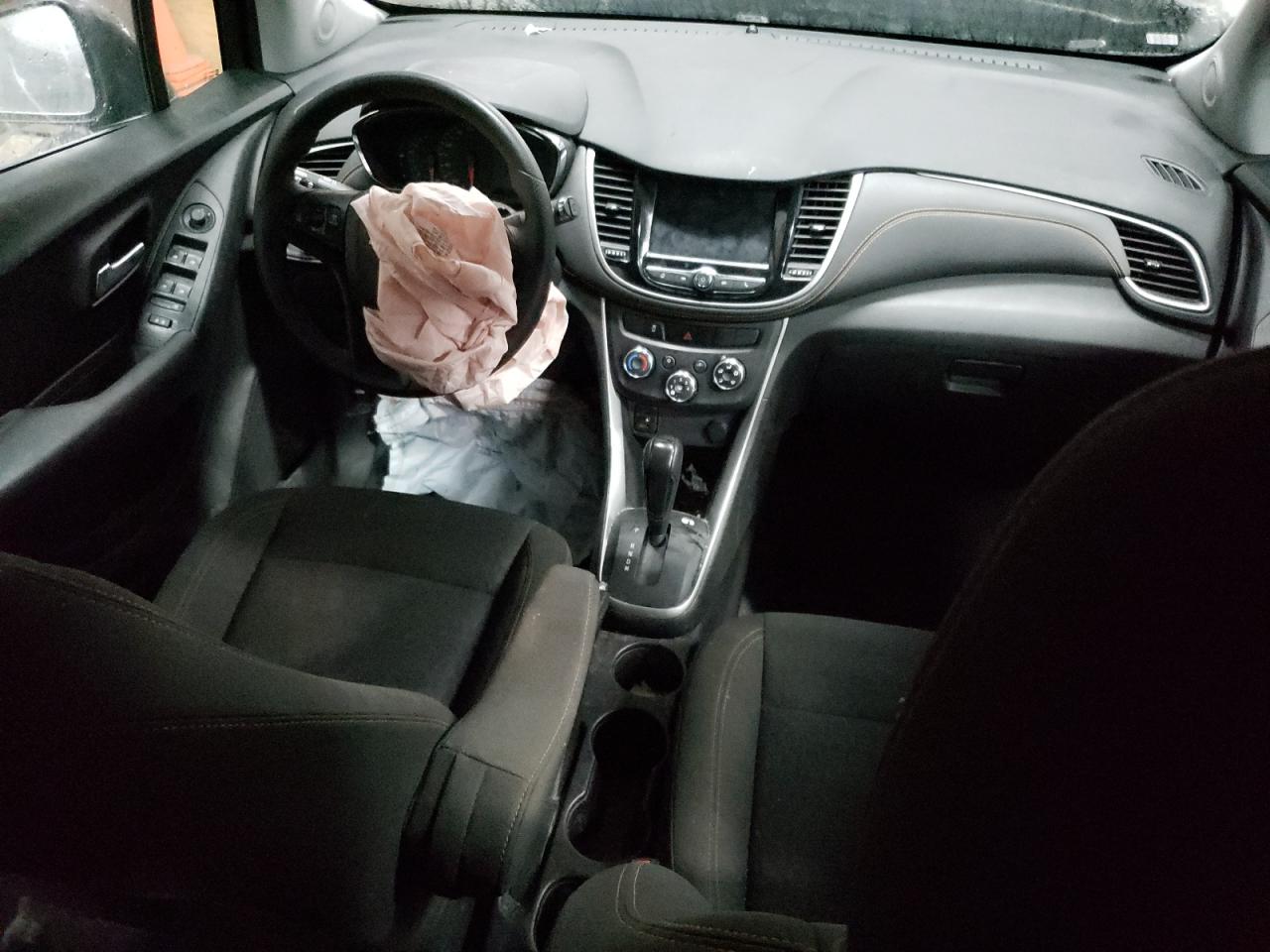 KL7CJKSB8LB093540 CHEVROLET TRAX 2020