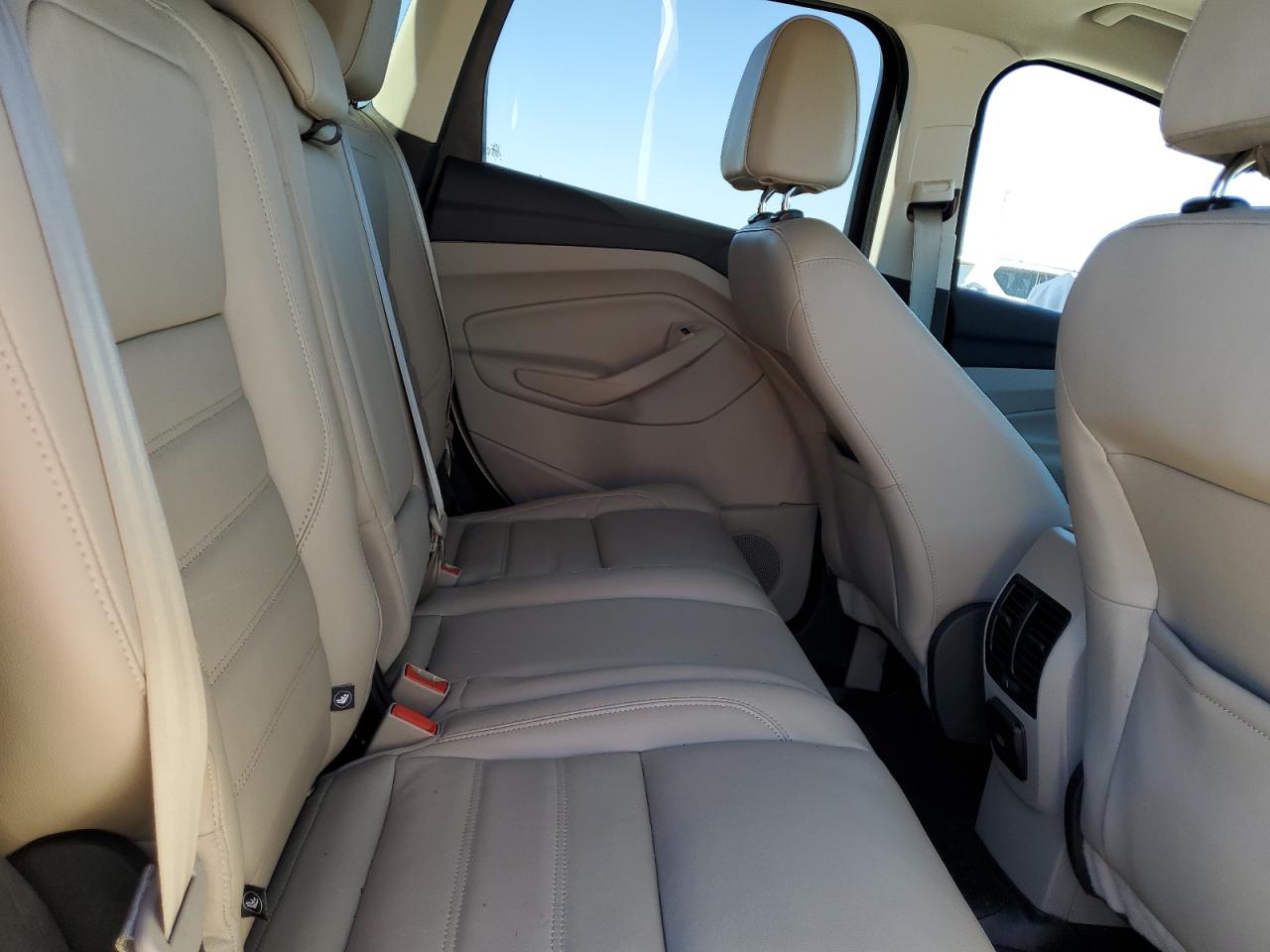 1FMCU0GD7HUA81086 FORD ESCAPE 2017
