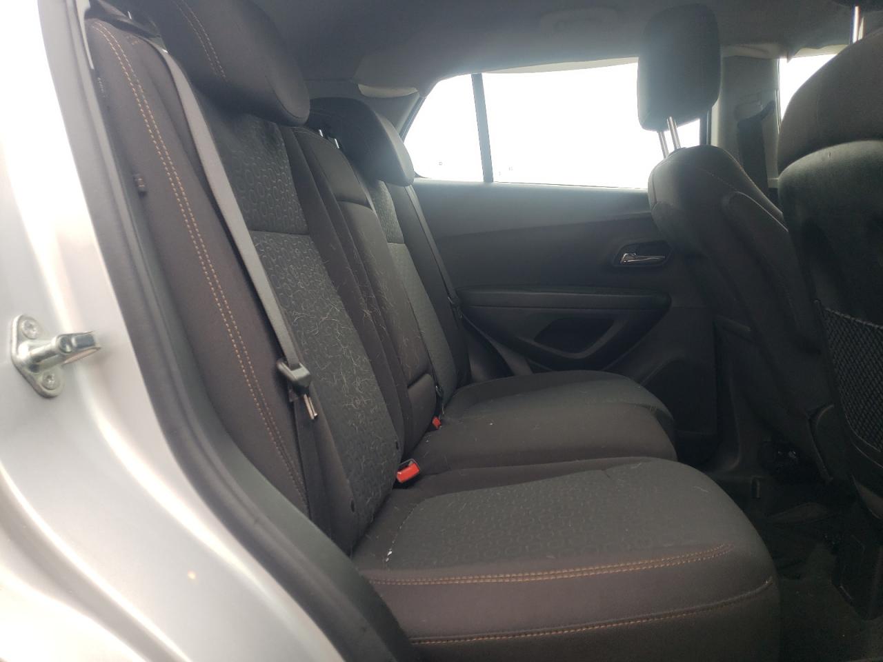 3GNCJKSB8KL398558 CHEVROLET TRAX 2019