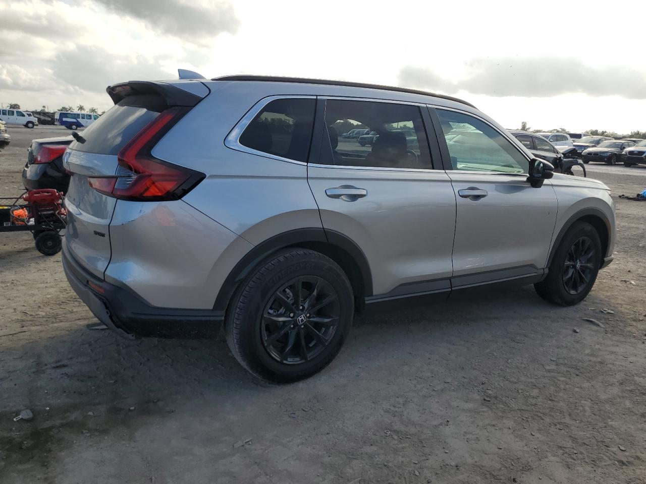 2HKRS5H59PH714639 HONDA CRV 2023