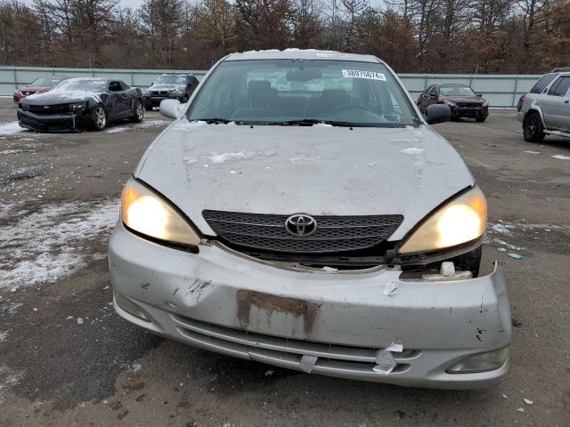 2003 Toyota Camry Le VIN: 4T1BE30K73U748993 Lot: 38975674