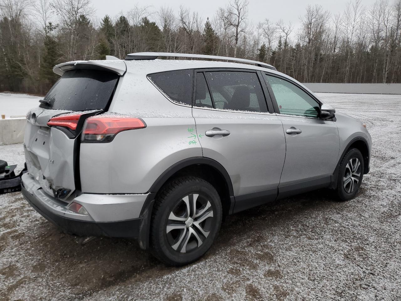 2T3ZFREV1HW320935 TOYOTA RAV4 2017