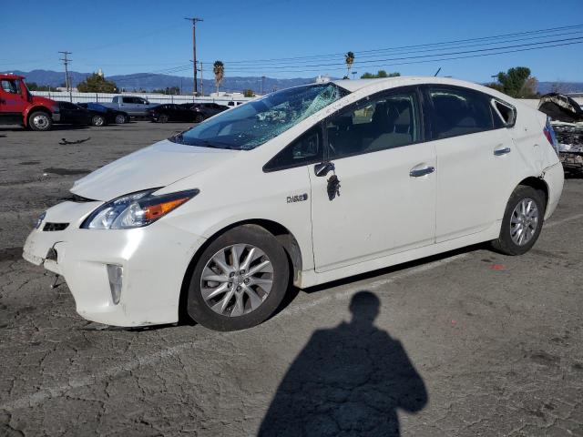 2015 Toyota Prius Plug-In 