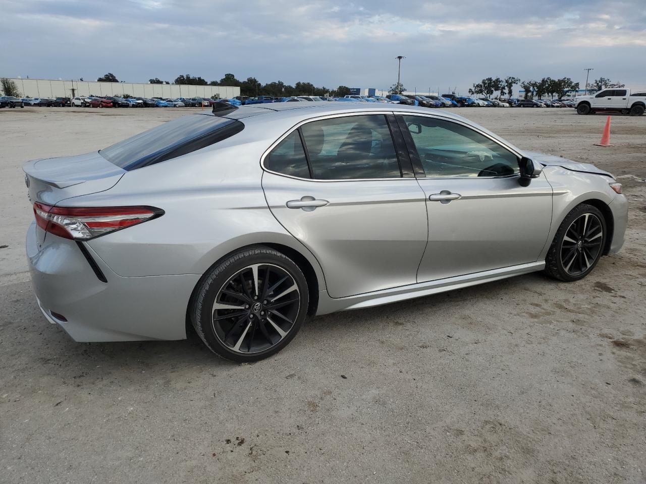 4T1BZ1HK6JU003825 TOYOTA CAMRY 2018
