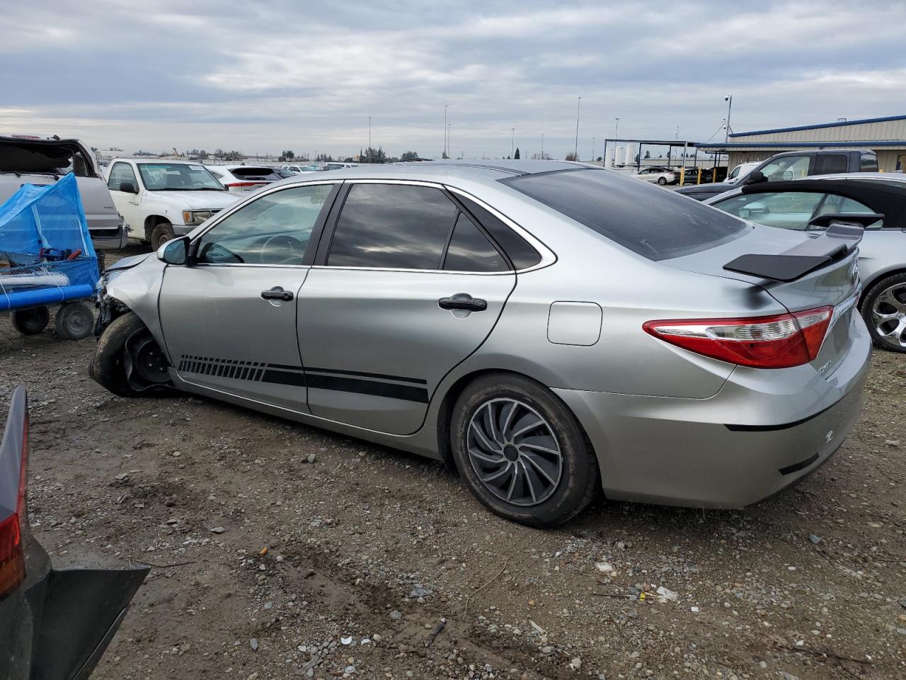 4T1BF1FK0HU276930 2017 Toyota Camry Le