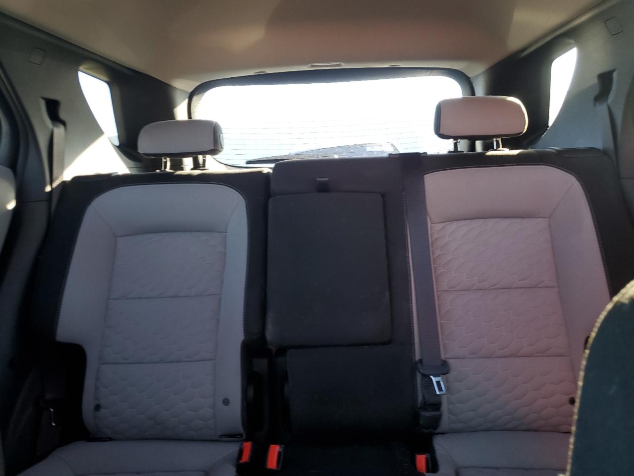 2GNAXJEVXJ6173258 CHEVROLET EQUINOX 2018
