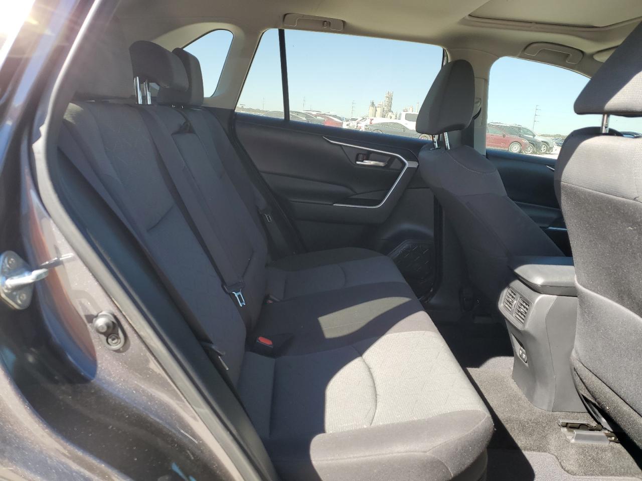 4T3RWRFV5MU041528 TOYOTA RAV4 2021