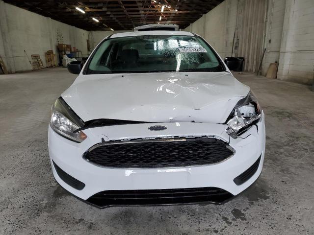 2017 Ford Focus S VIN: 1FADP3E26HL304183 Lot: 36889784