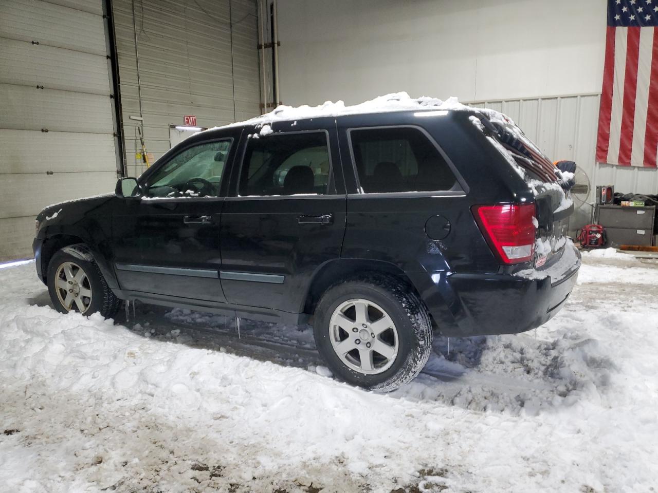 1J8GR48K09C536422 2009 Jeep Grand Cherokee Laredo