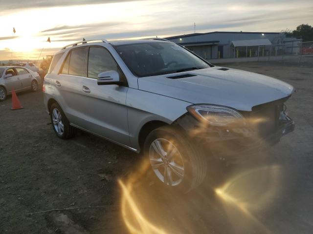 VIN 4JGDA5HB8DA136437 2013 Mercedes-Benz ML-Class, ... no.4