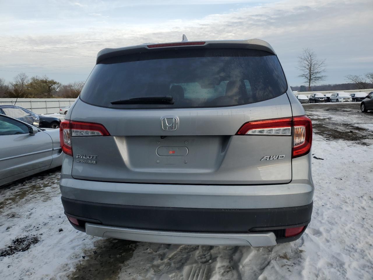 5FNYF6H52MB063452 HONDA PILOT 2021