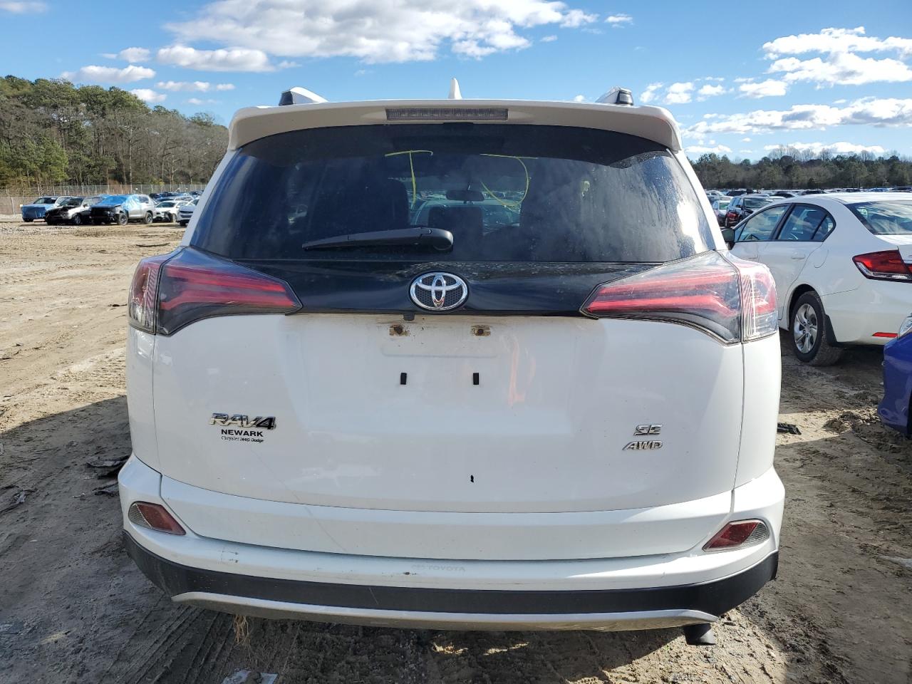 JTMJFREVXGJ084005 TOYOTA RAV4 2016