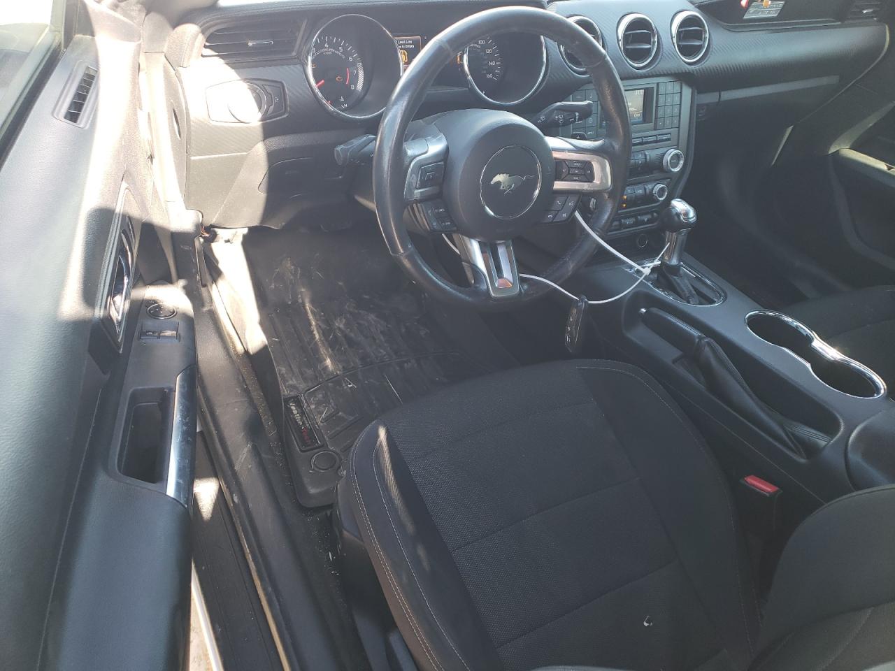 1FA6P8AM1G5220014 FORD ALL Models 2016