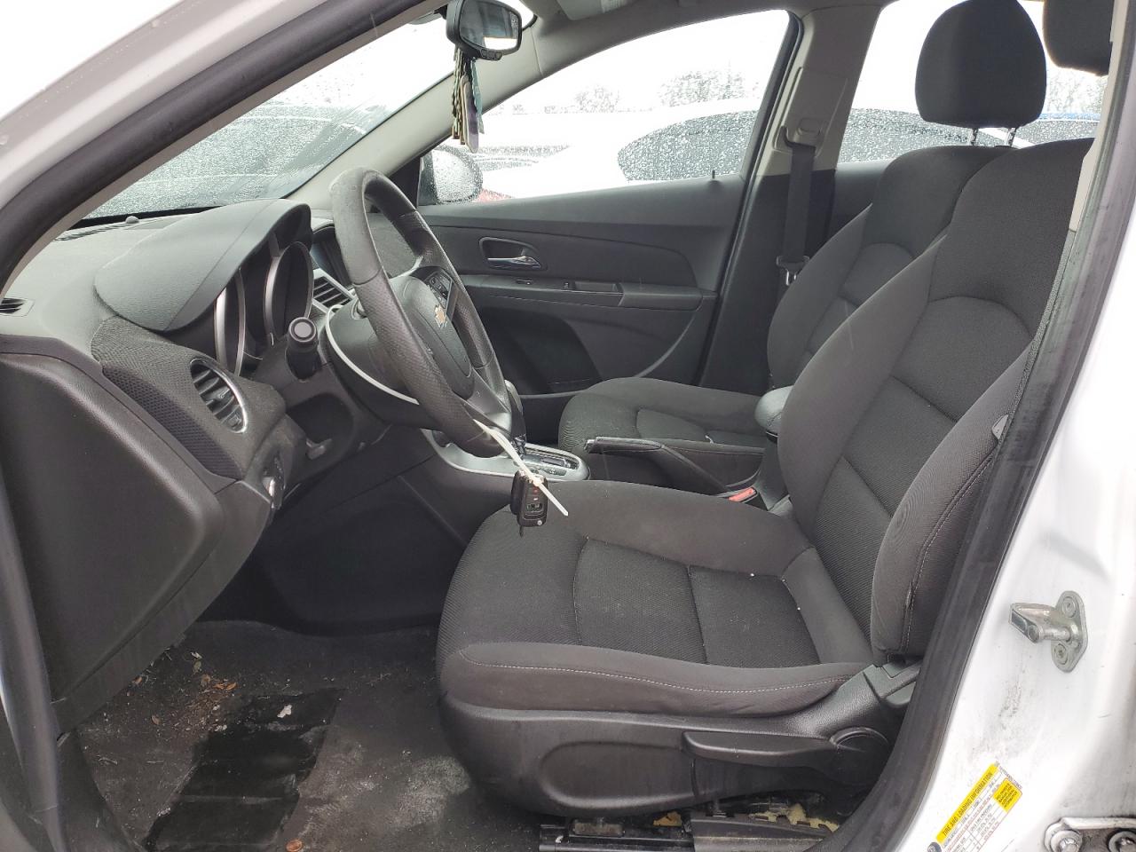 1G1PE5SB0G7220633 CHEVROLET CRUZE 2016