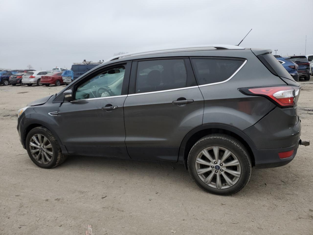 1FMCU9J98HUF06131 FORD ESCAPE 2017