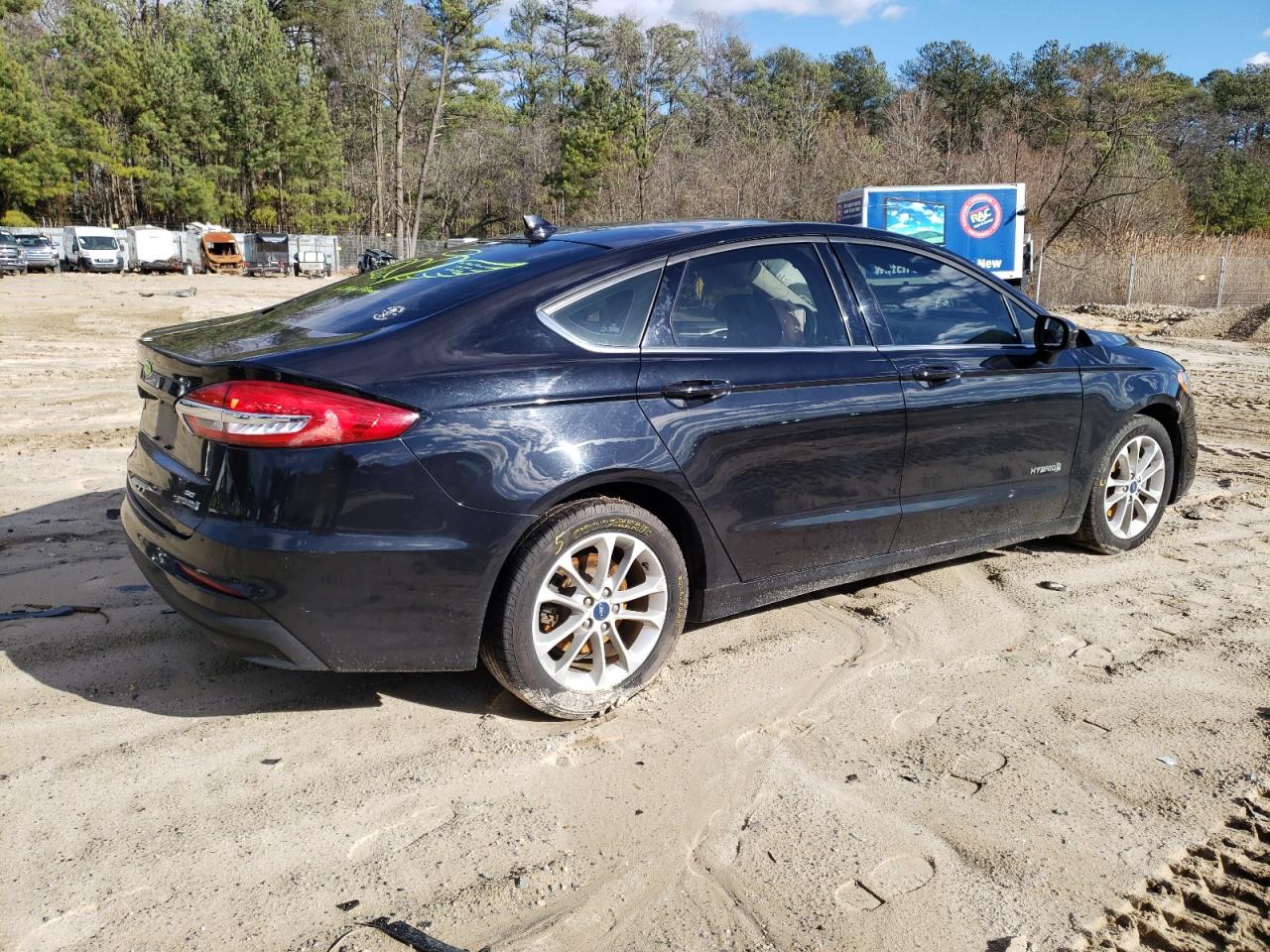 3FA6P0LU9KR112485 FORD FUSION 2019