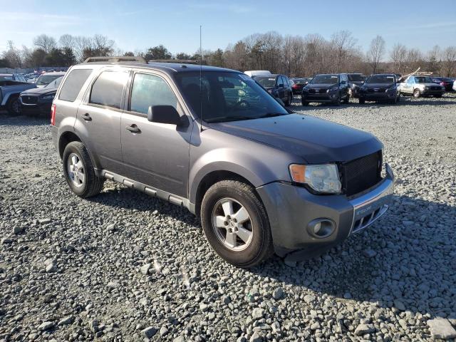 Vin: 1fmcu0d77akd21446, lot: 39118874, ford escape xlt 20104