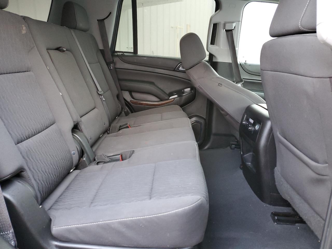 1GNSCAKC8KR257569 CHEVROLET TAHOE 2019