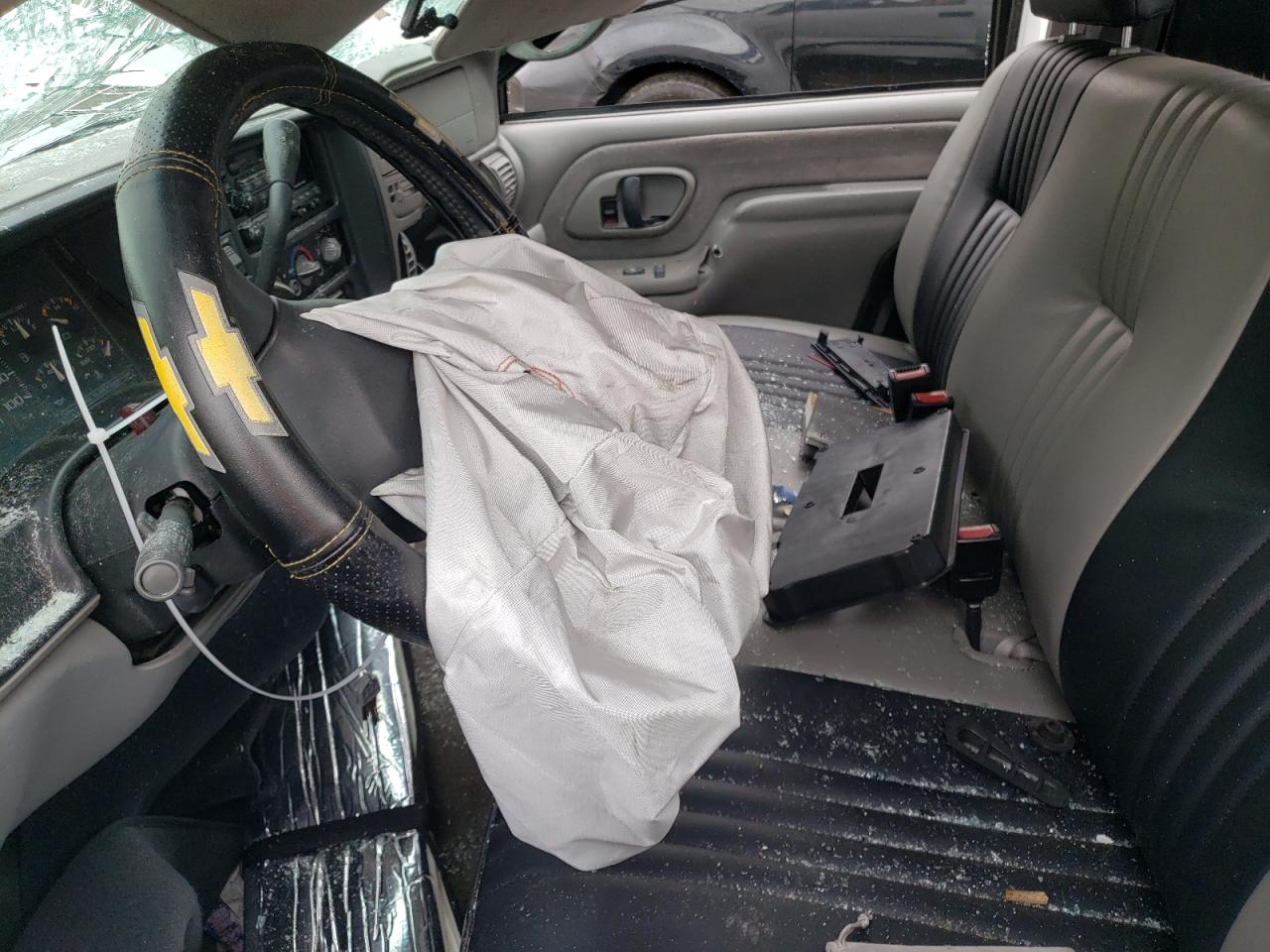 1GCEC14W9WZ182867 1998 Chevrolet Gmt-400 C1500