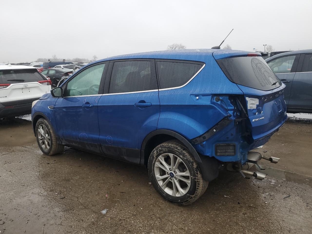 1FMCU0GD6HUC62955 FORD ESCAPE 2017