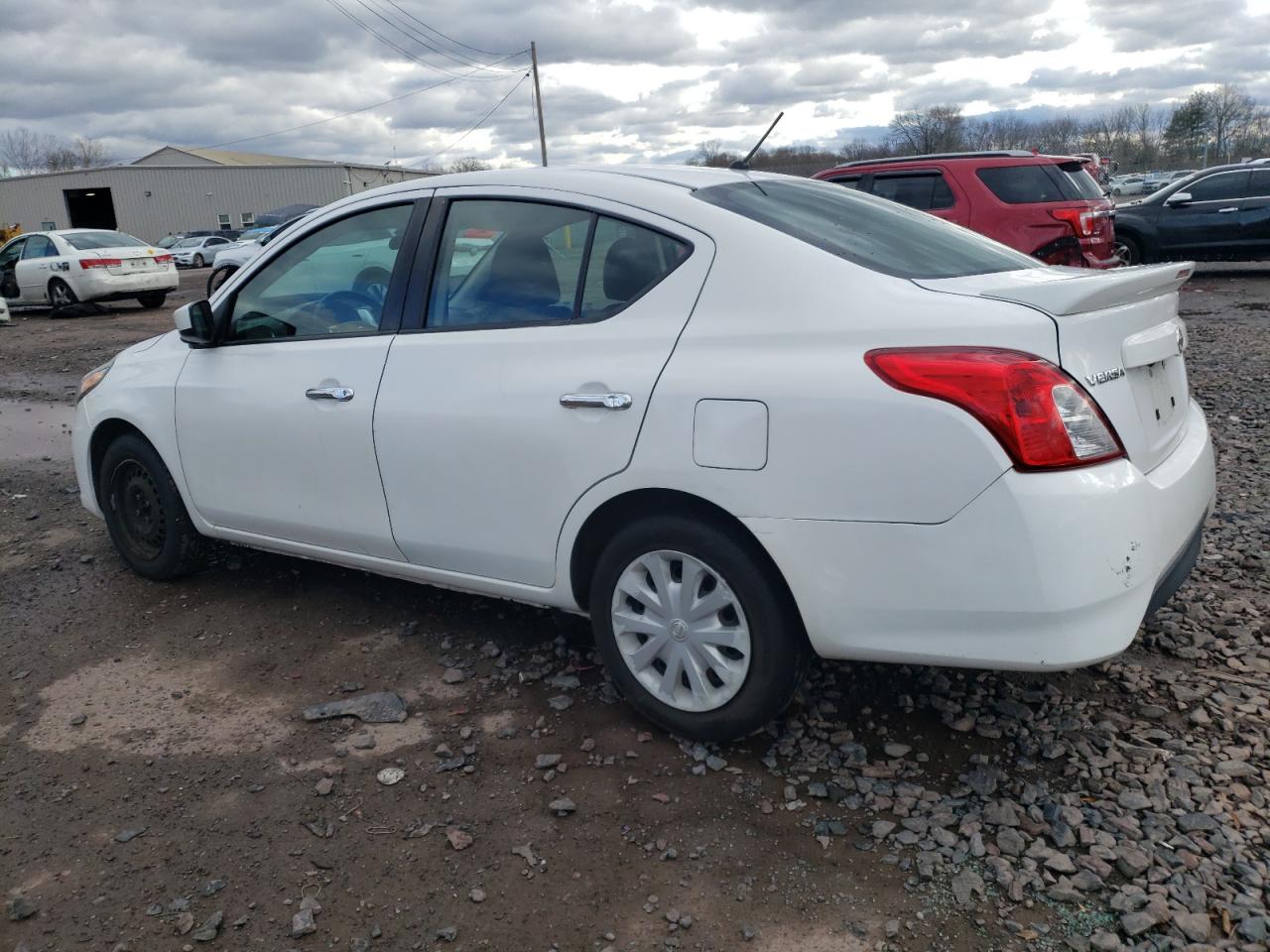 3N1CN7AP7KL849957 NISSAN VERSA 2019