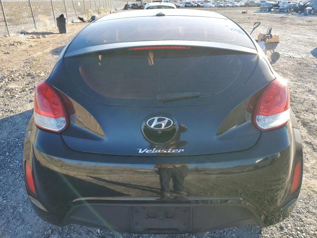 Image 6 of 2016 Hyundai Veloster salvage vehicle - Lot #36853294 at Copart
