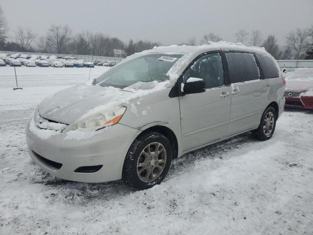 2006 Toyota Sienna LE