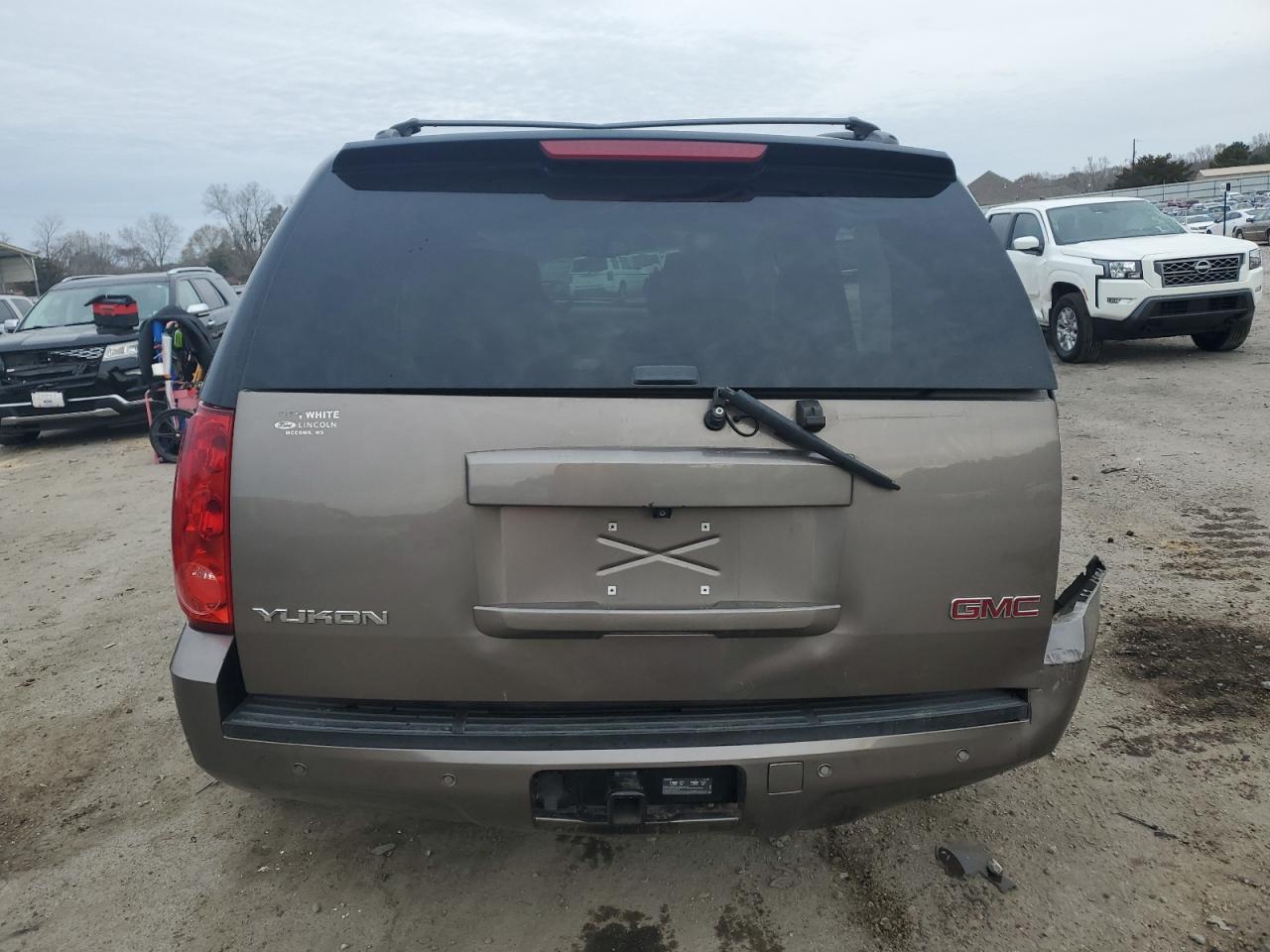 1GKS1CE02DR326016 2013 GMC Yukon Slt