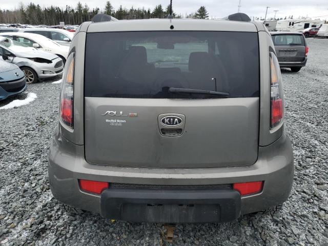 2011 Kia Soul + VIN: KNDJT2A2XB7282293 Lot: 82862653