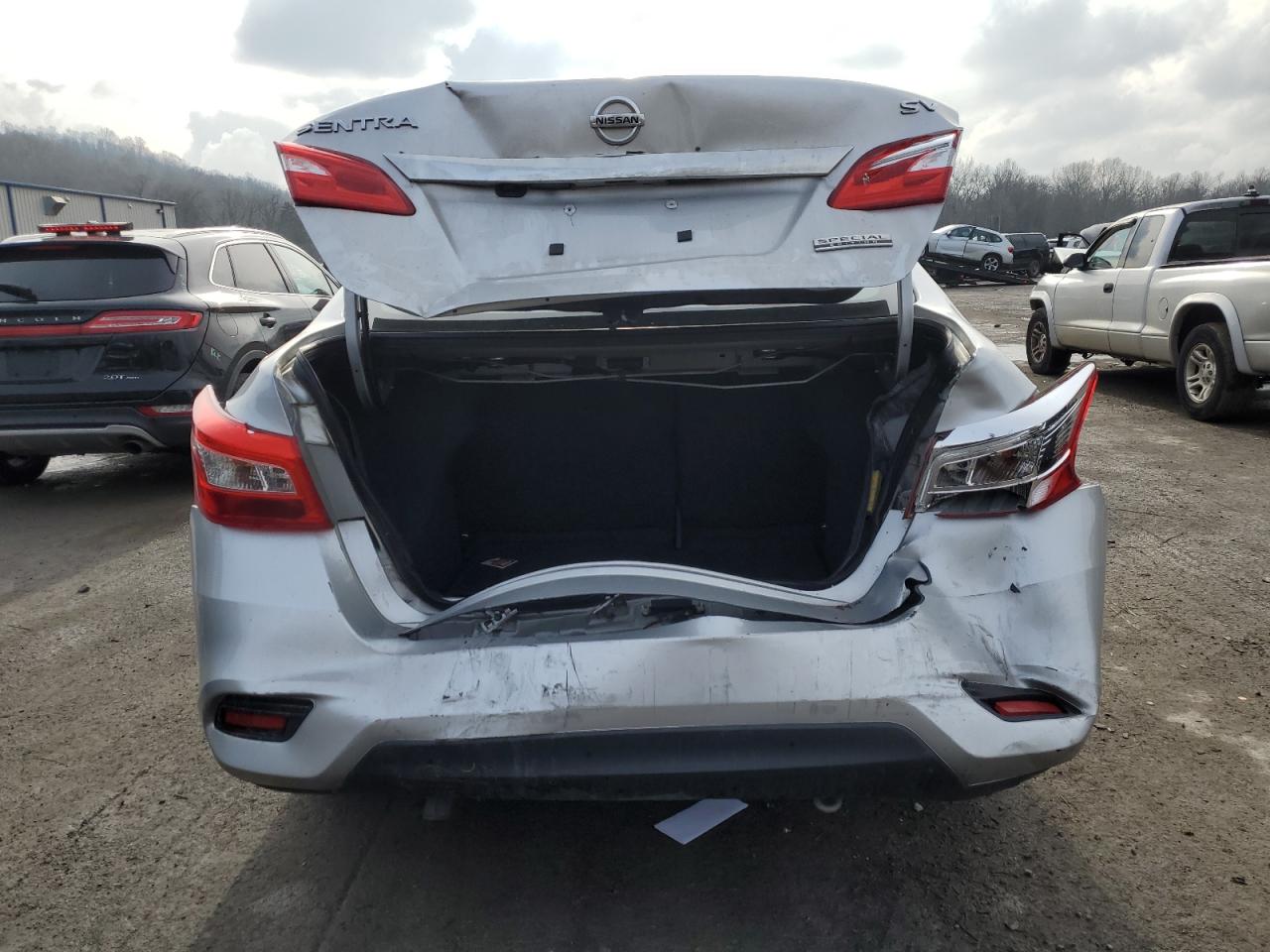 3N1AB7AP7KY303081 NISSAN SENTRA 2019