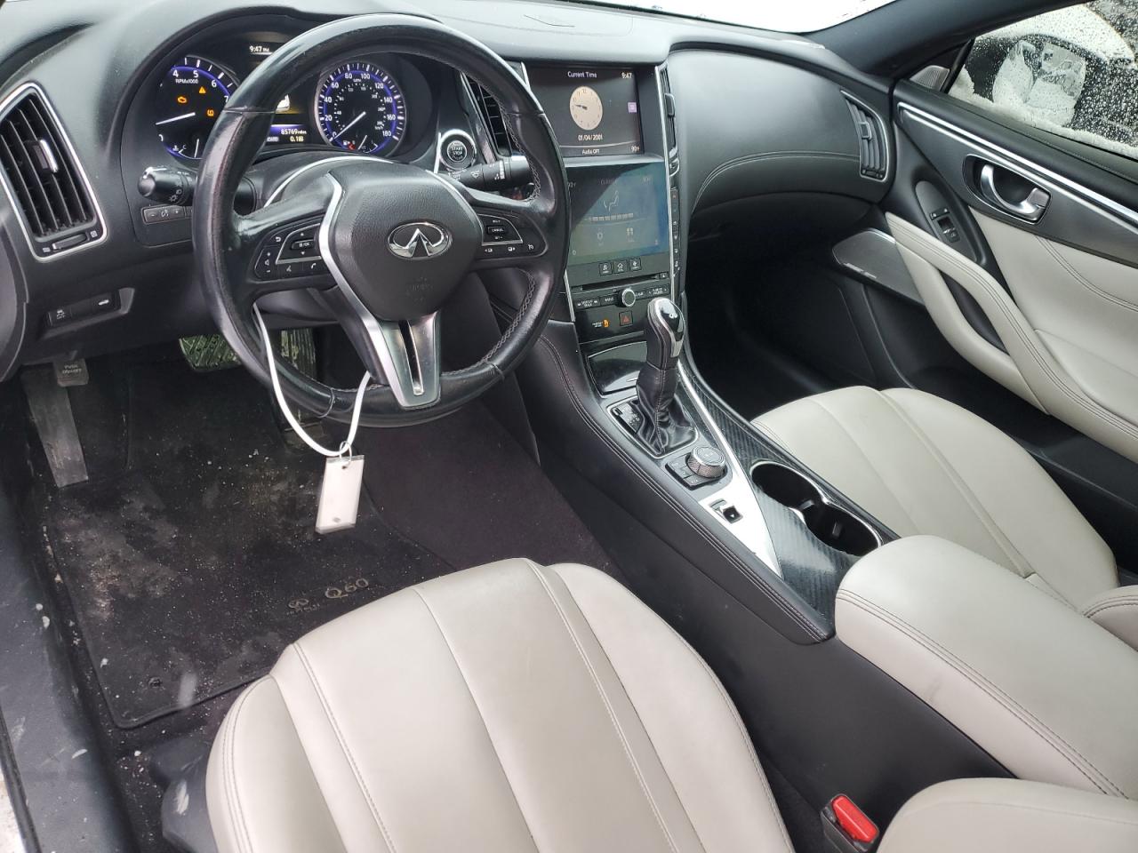 JN1EV7EK5HM361046 2017 Infiniti Q60 Premium