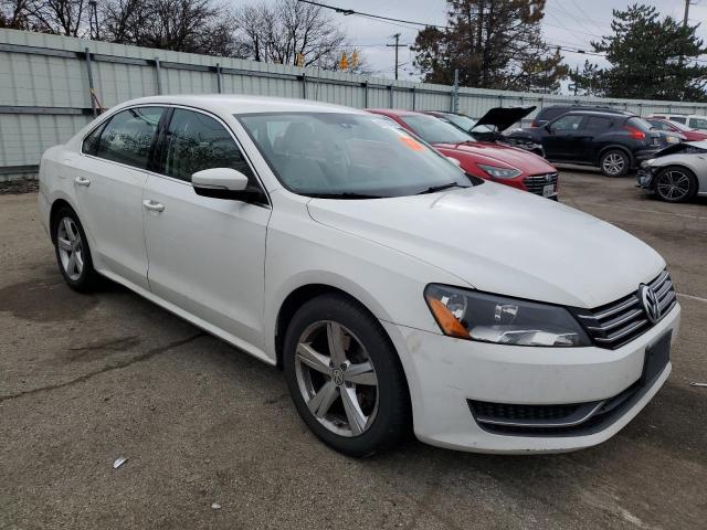 1VWBT7A34FC024260 | 2015 VOLKSWAGEN PASSAT SE