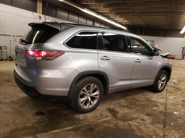 VIN 5TDJKRFH5FS215508 2015 Toyota Highlander, Xle no.3