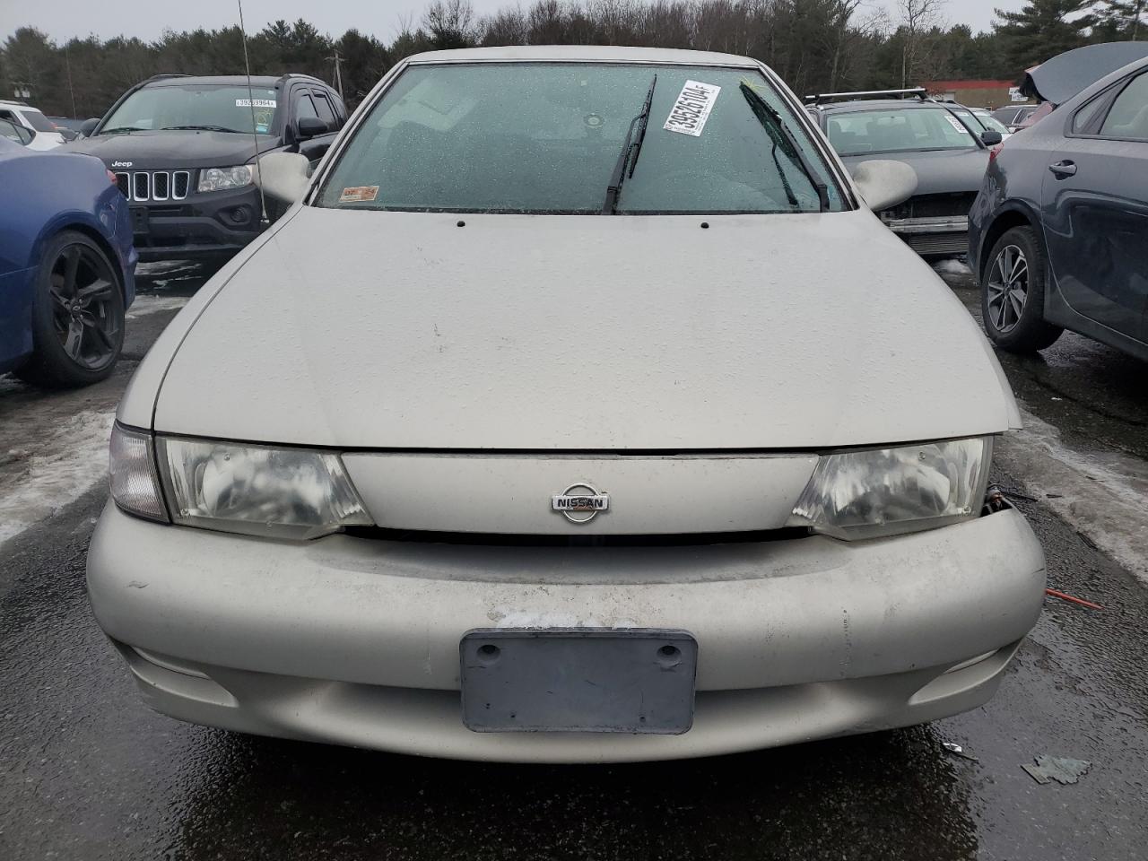 1N4AB41DXXC702624 1999 Nissan Sentra Base