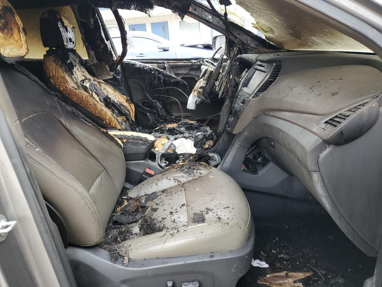 5NMZUDLB6JH090014 2018 Hyundai Santa Fe Sport