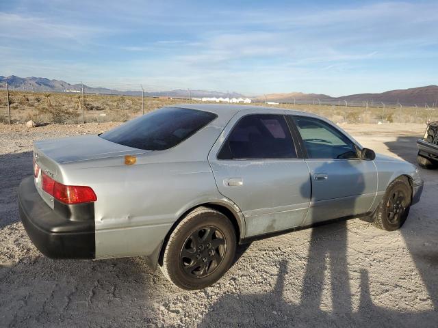 2000 Toyota Camry Le VIN: JT2BF28K4Y0253884 Lot: 82856113