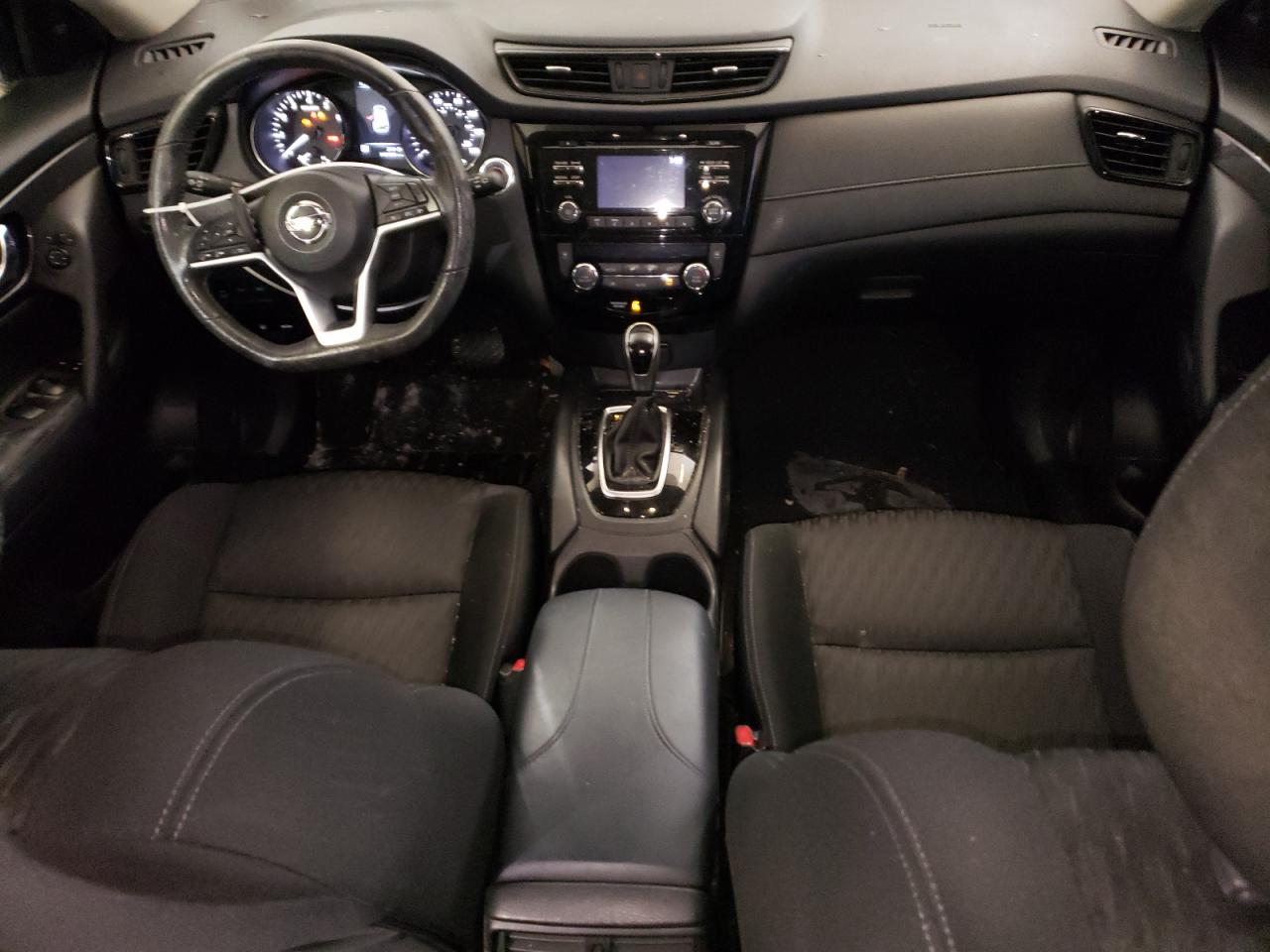 KNMAT2MV9HP593437 NISSAN ROGUE 2017