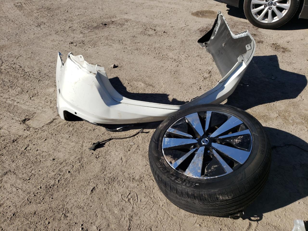 1N4BL4DV6KC170979 NISSAN ALTIMA 2019