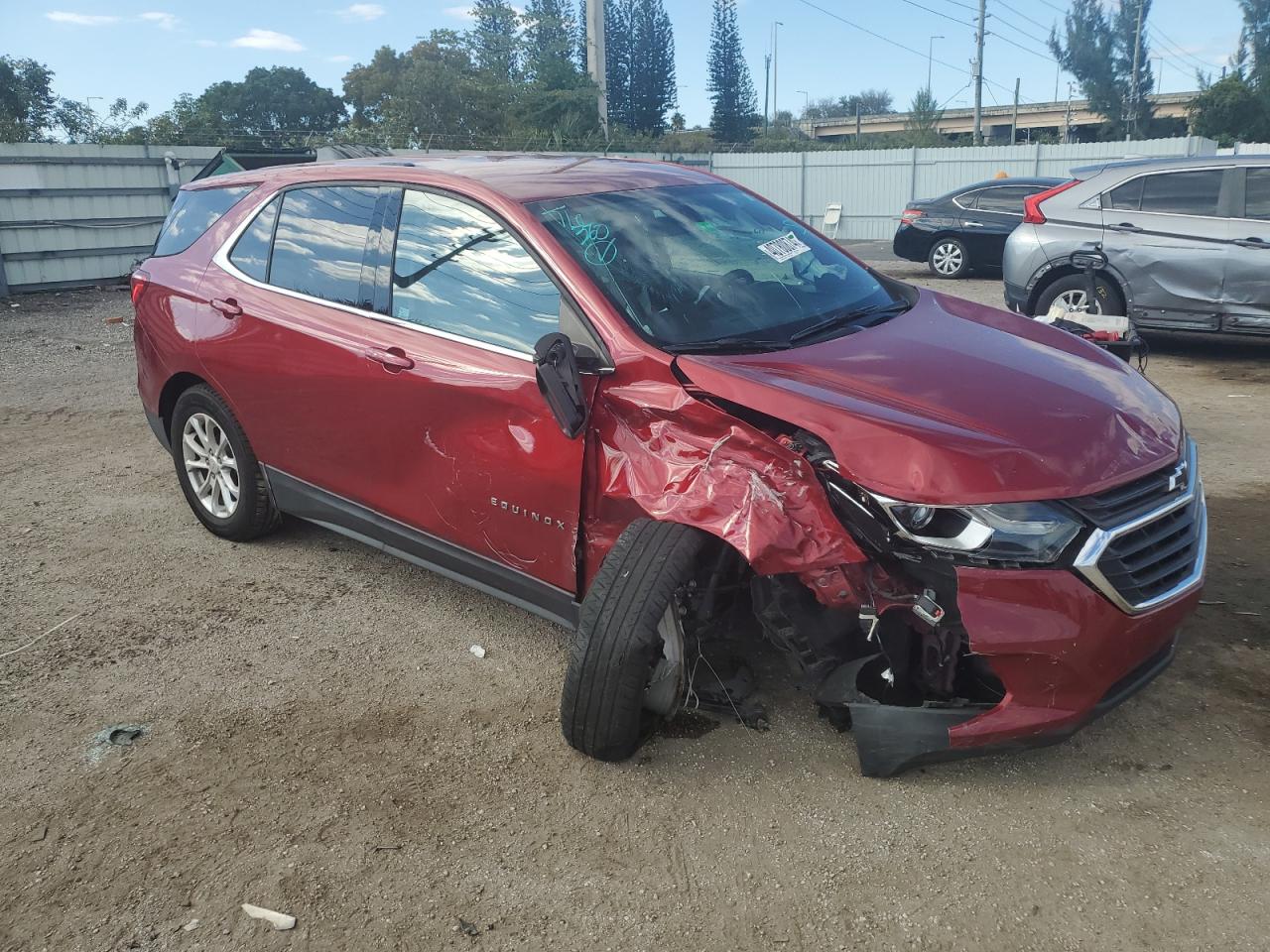 2GNAXJEV1J6263169 CHEVROLET EQUINOX 2018