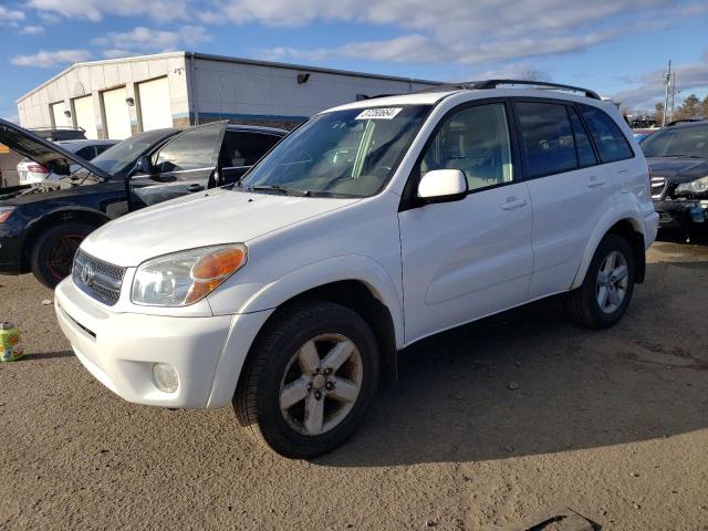 2004 Toyota RAV4 