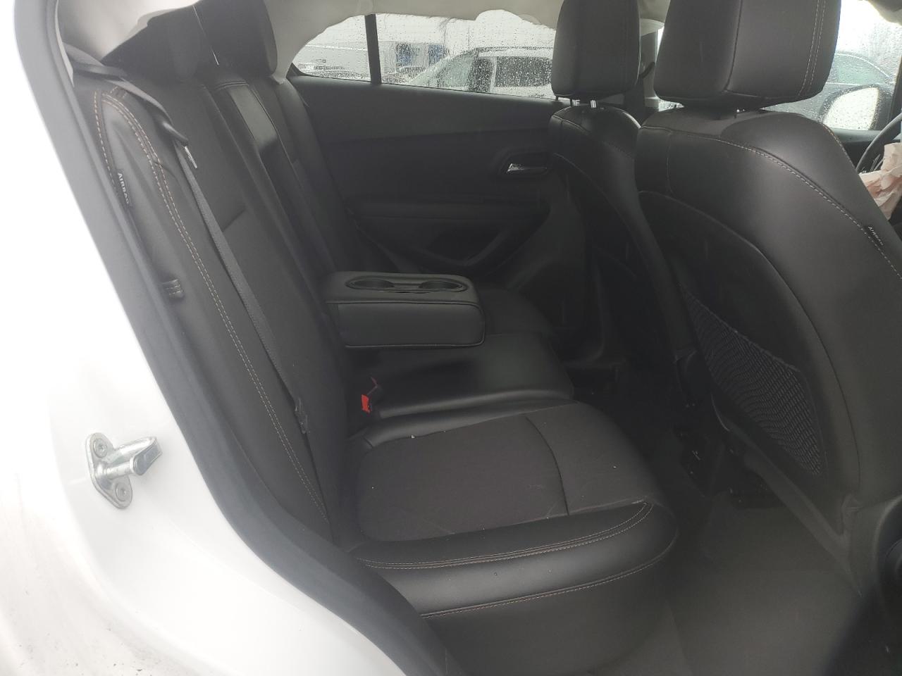 3GNCJLSB9KL329951 CHEVROLET TRAX 2019