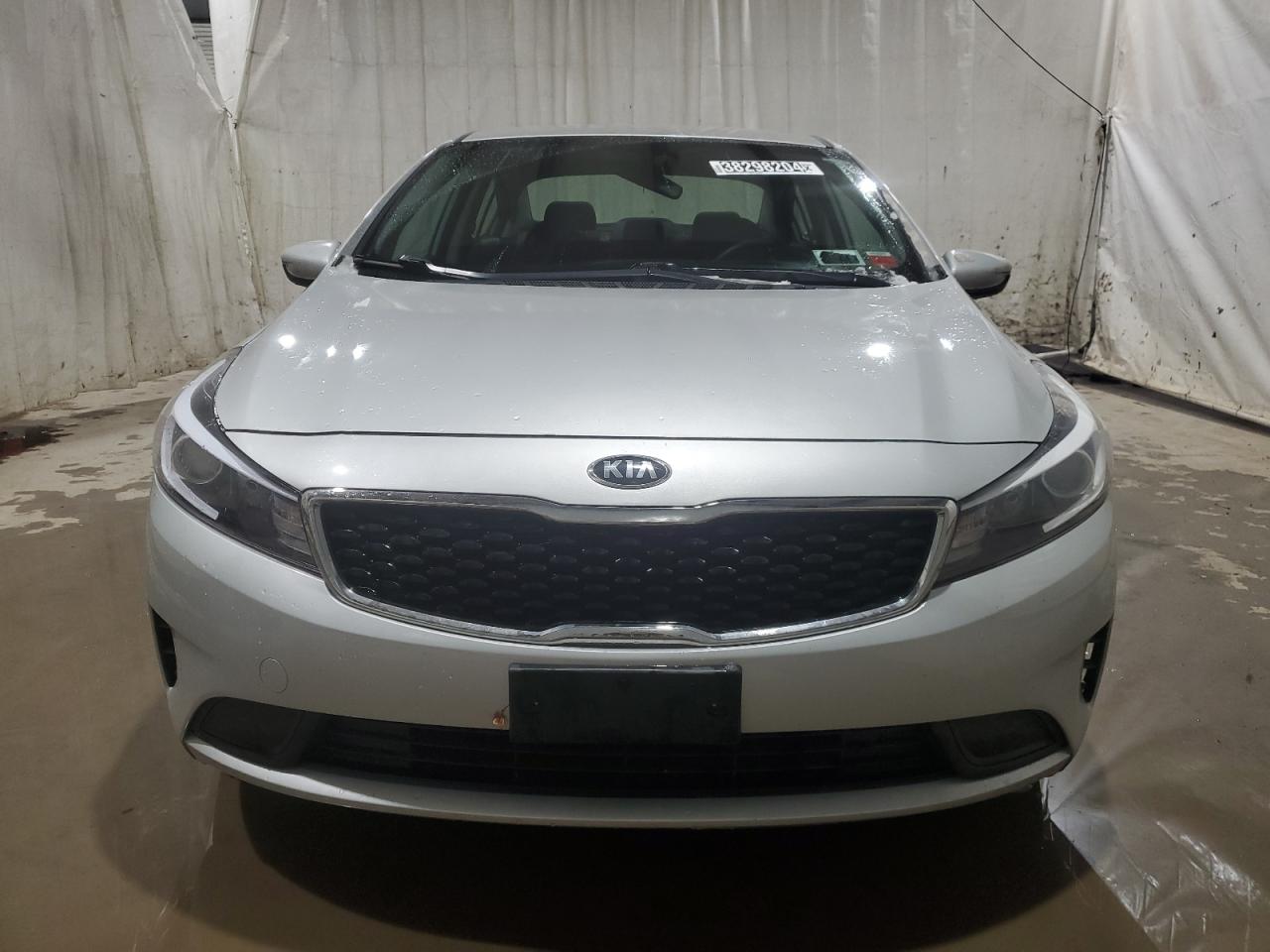 3KPFK4A78JE236380 2018 Kia Forte Lx