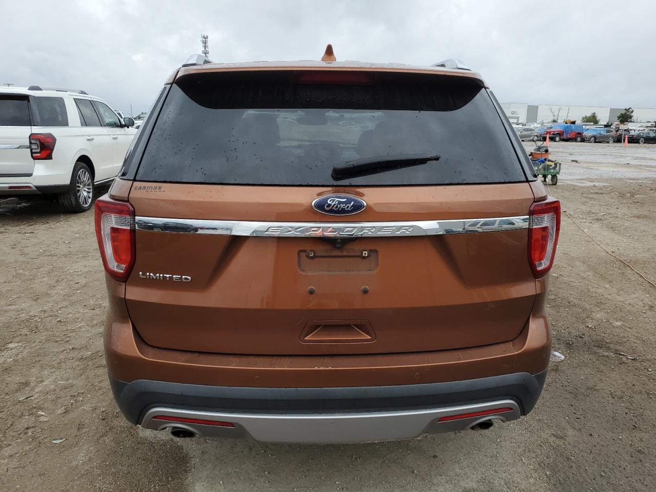 1FM5K7F84HGC23484 2017 Ford Explorer Limited