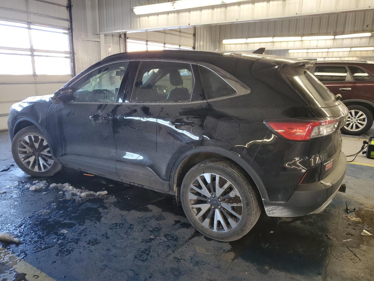1FMCU9J95LUB48298 FORD ESCAPE 2020