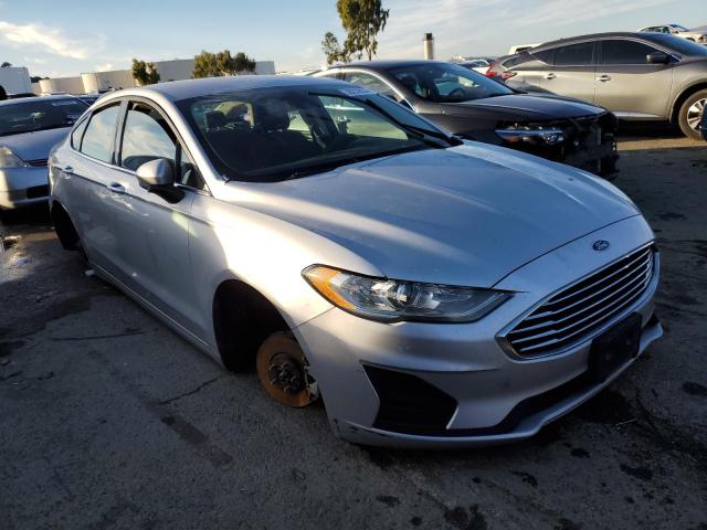 VIN 3FA6P0H70KR122034 2019 Ford Fusion, SE no.4