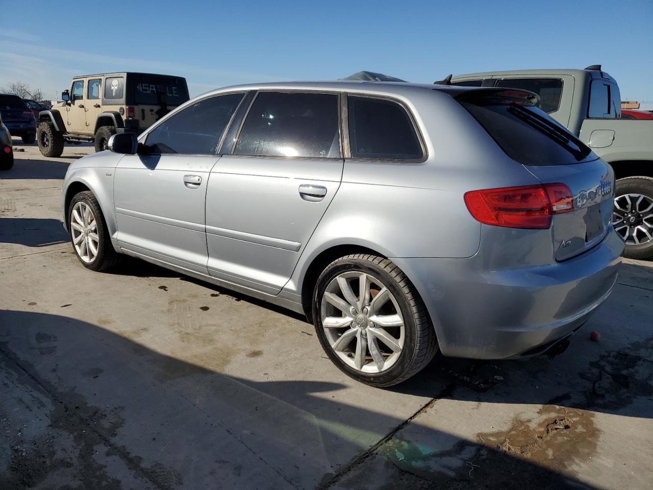 WAUBEAFM4BA155400 2011 Audi A3 Premium